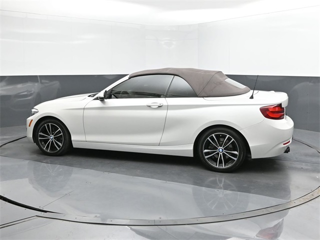 2020 BMW 2 Series 230i photo 7